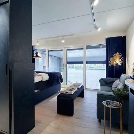 Captains Boathouse Apartment