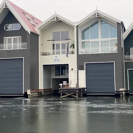 Lägenhet Captains Boathouse
